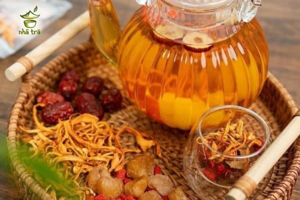 Tại sao nên chọn trà thảo mộc để bồi bổ sức khỏe lâu dài Tại sao nên chọn trà thảo mộc để bồi bổ sức khỏe lâu dài